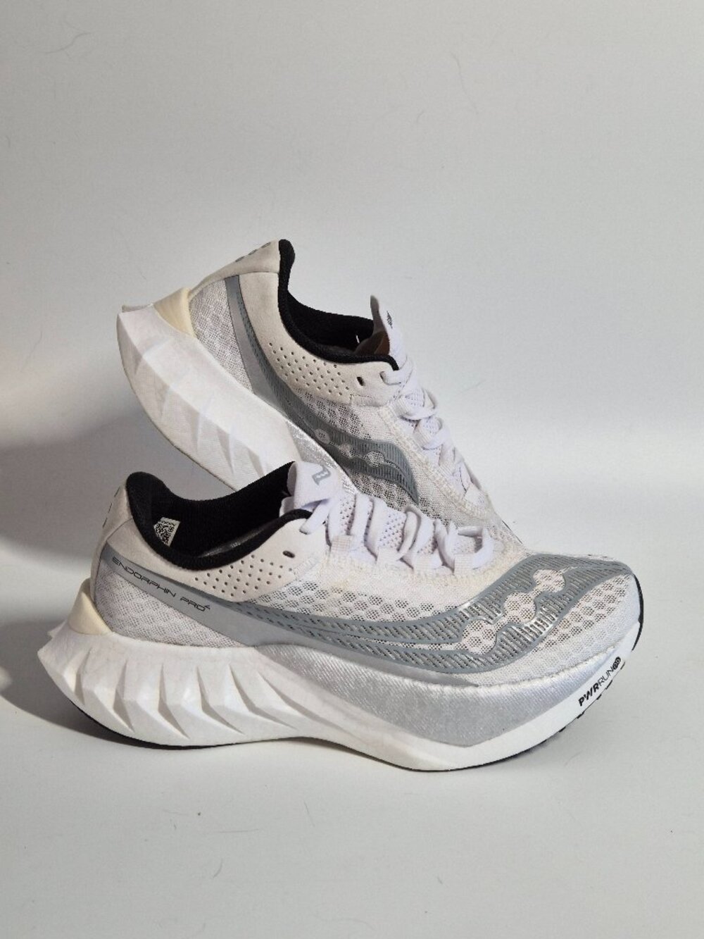 Saucony Endorphin Pro 4 - Women - Size 7